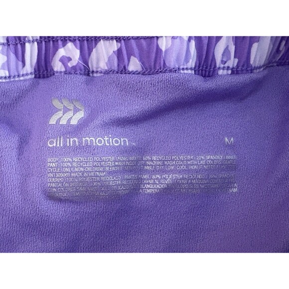 All In Motion Women's 3" Mid Rise Run Shorts in Purple Leopard Zip Pocket M NWOT - Picture 4 of 4